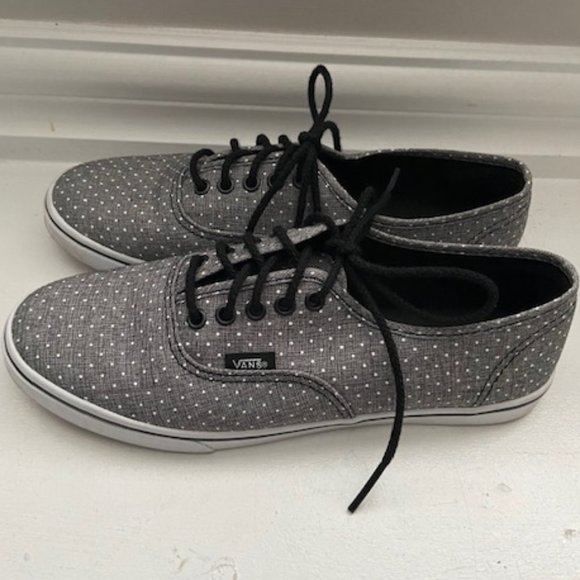 Grey Vans With White Dots Size 6 Mens/7.5 Ladies - Picture 5 of 5